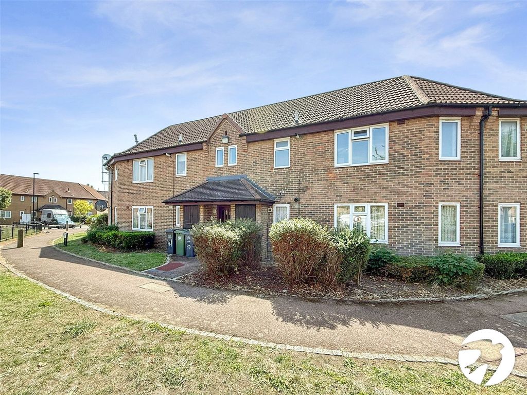 Property photo 1 of 9 External