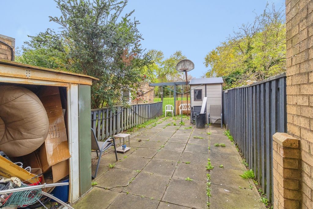 Property photo 3 of 19 Pbox-Img.Jpg