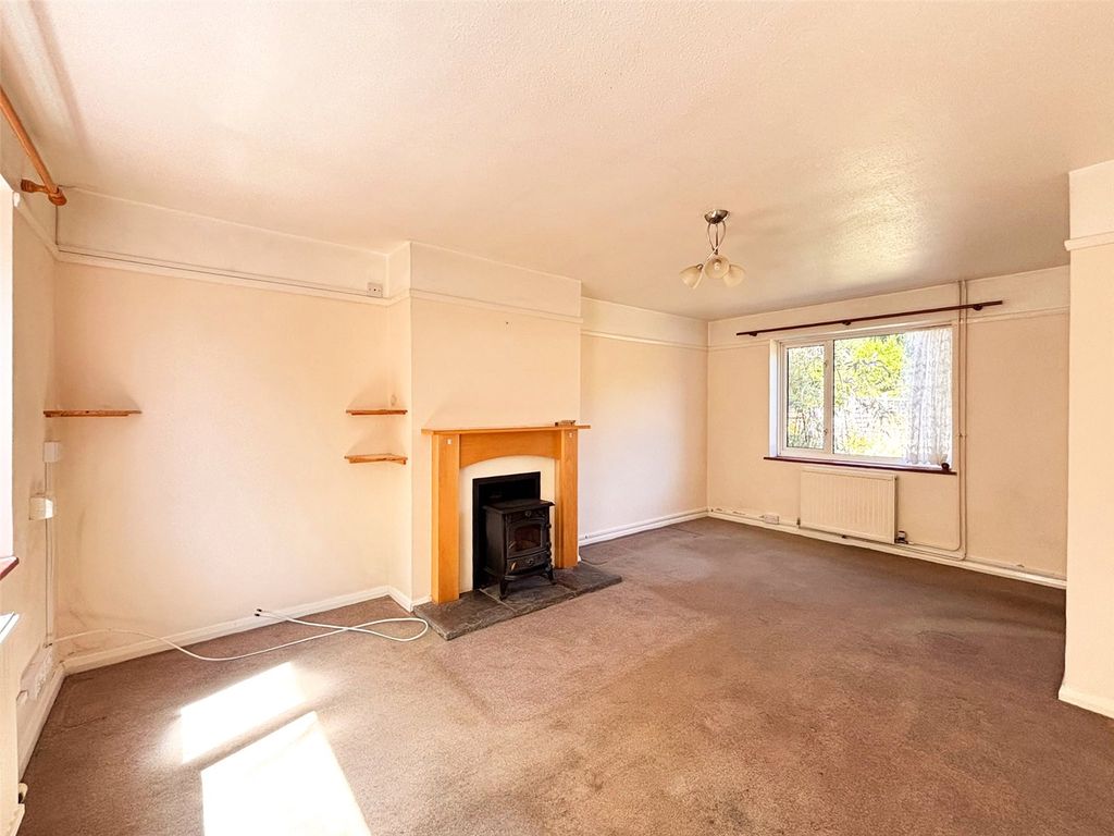 Property photo 2 of 15 Picture No. 10