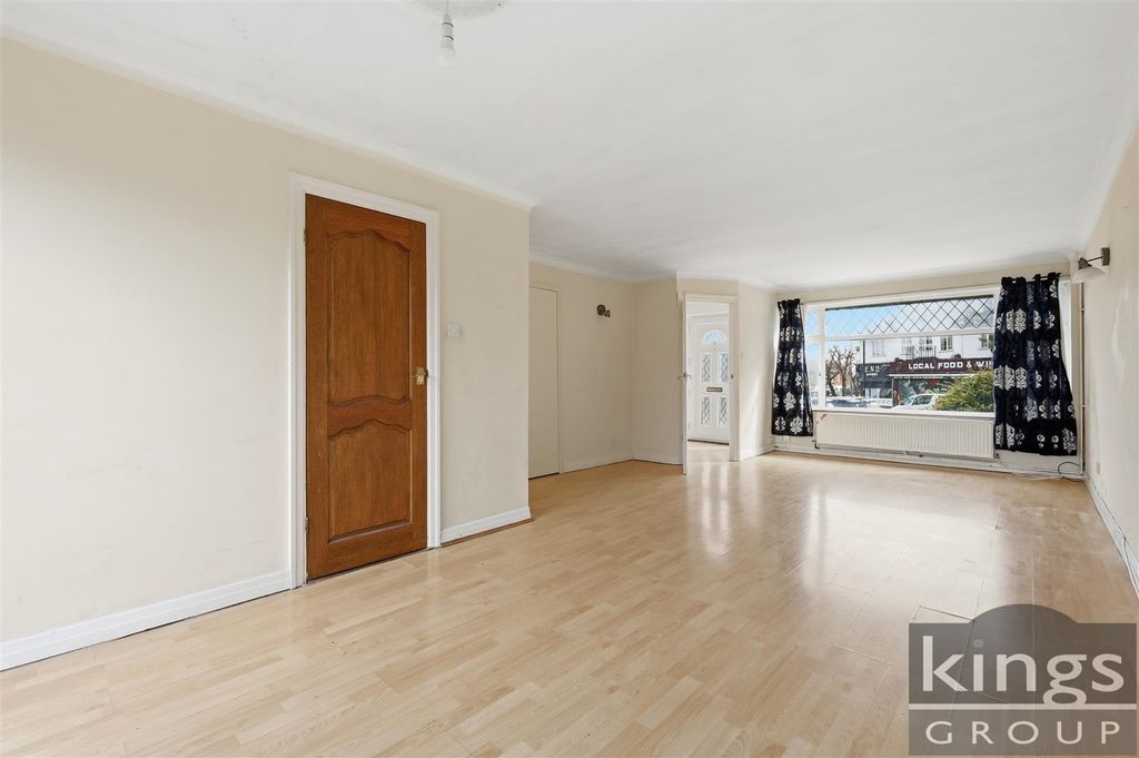 Property photo 2 of 14