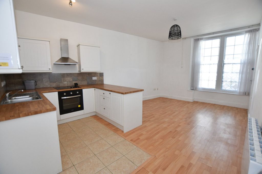 Property photo 2 of 8 Open Plan Living Acc