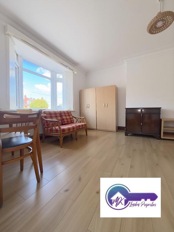 Property photo 1 of 10 Photo 1