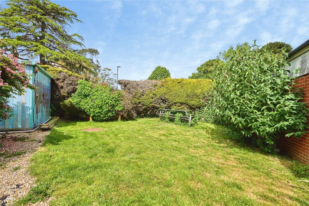 Property photo 2 of 22 Picture No. 38
