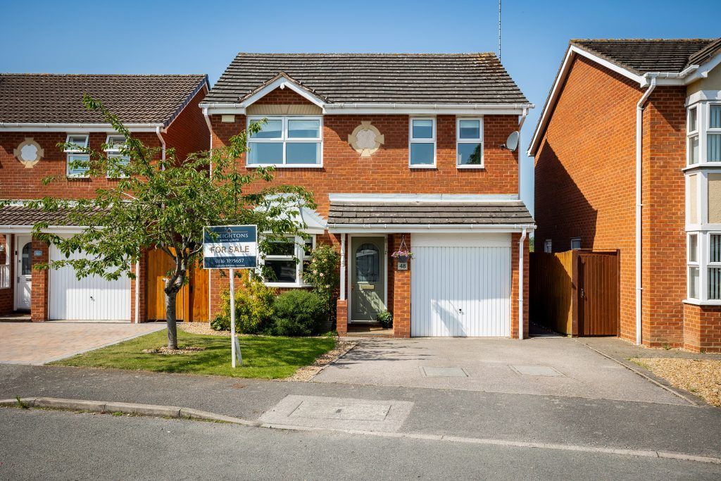 Property photo 1 of 37