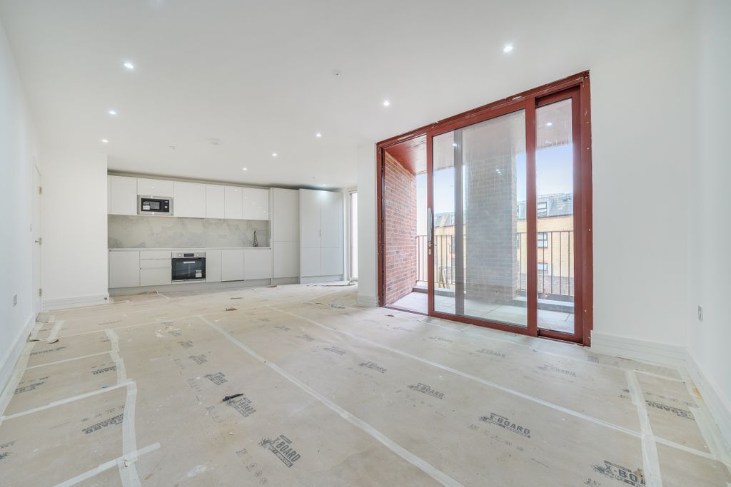 Property photo 1 of 21 1363362-20-68E4Da...