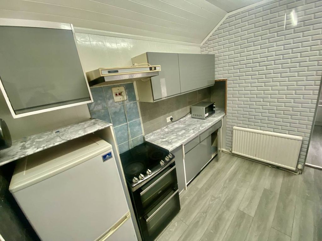 Property photo 2 of 20 Img_3174