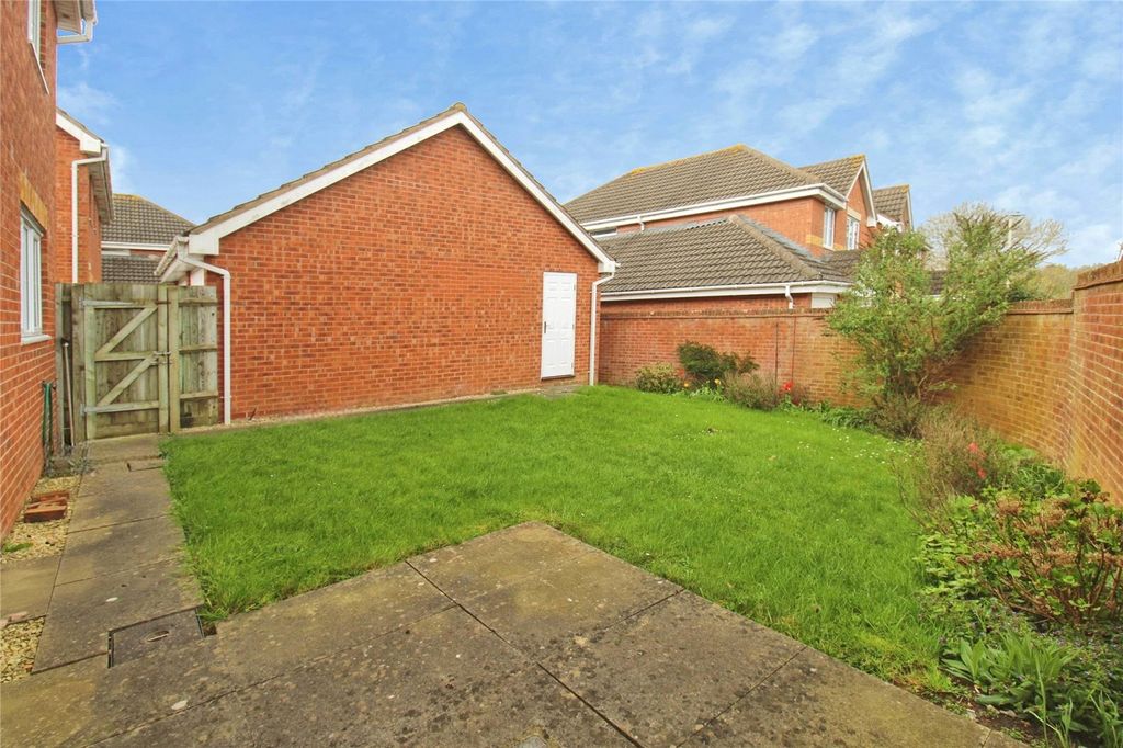 Property photo 2 of 16 Picture No. 18