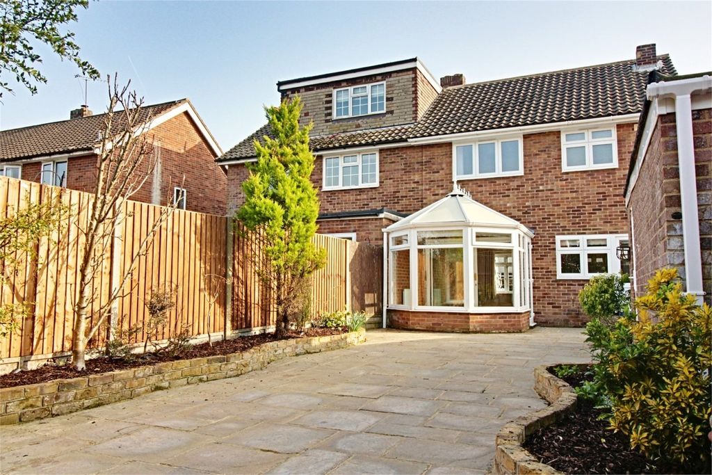 Property photo 3 of 13