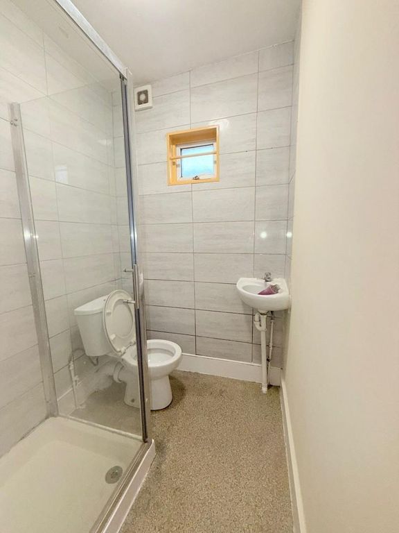 Property photo 3 of 5 3.Jpeg