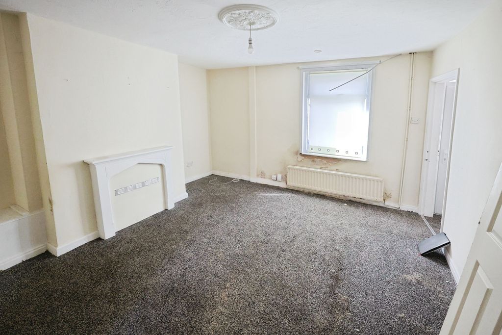 Property photo 2 of 7 Pbox-Img.Jpg