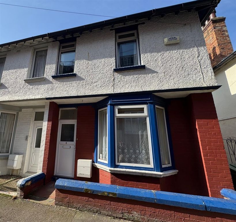 Property photo 1 of 18 Front.Jpg