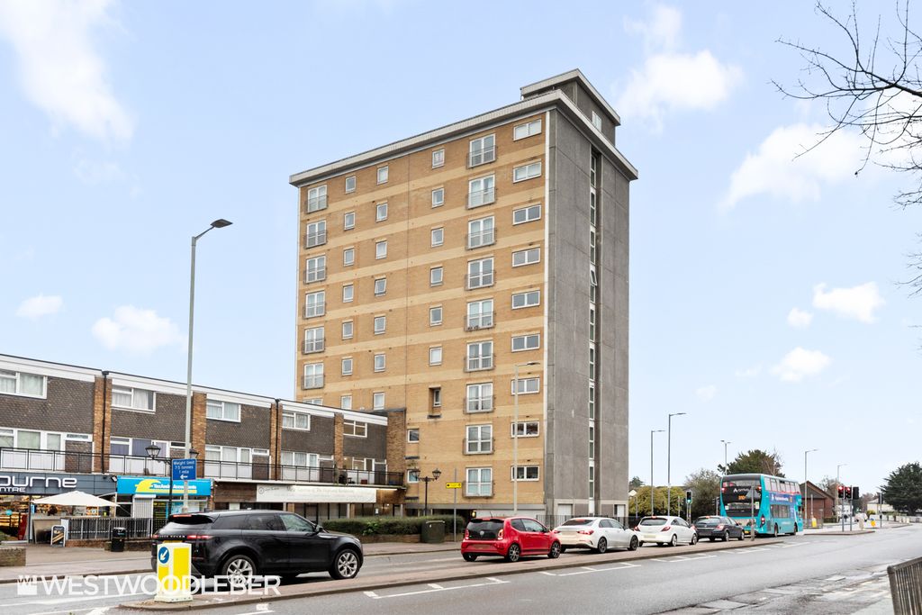 Property photo 1 of 12