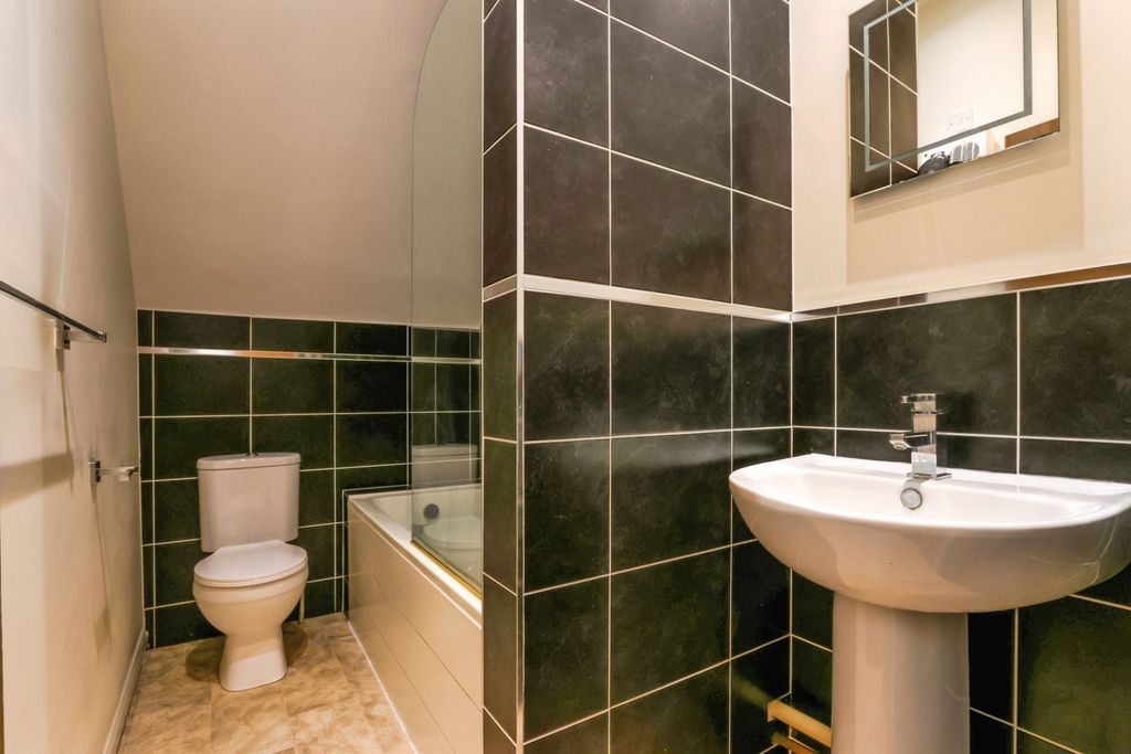 Property photo 3 of 19 Pbox-Img.Jpg
