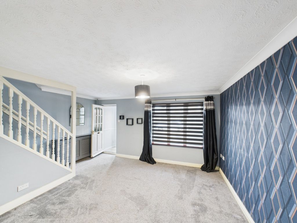 Property photo 3 of 13 4778627