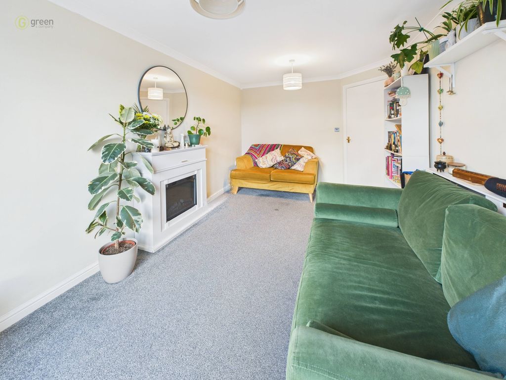 Property photo 2 of 18