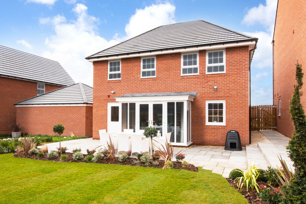 Property photo 2 of 9 External Image Gateford Manor Holden Garden