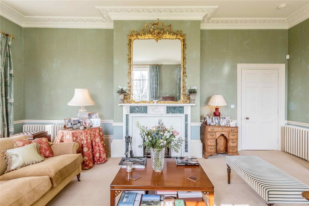 Property photo 3 of 19 Drawing Room