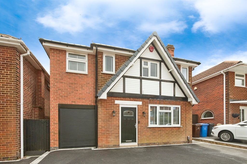 Property photo 1 of 16