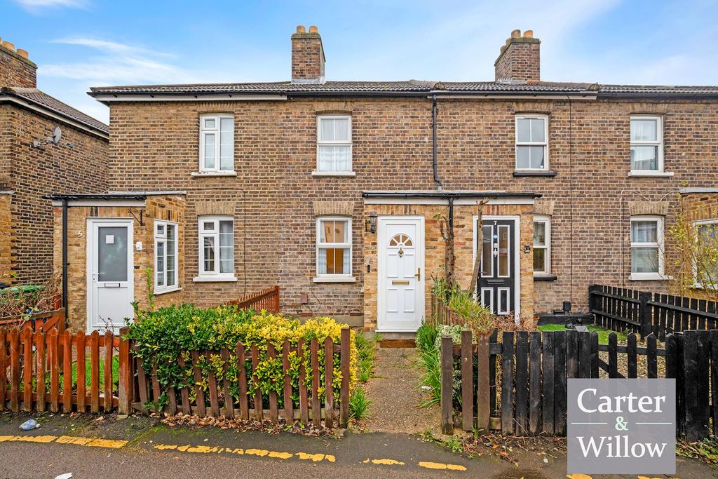 Property photo 1 of 15