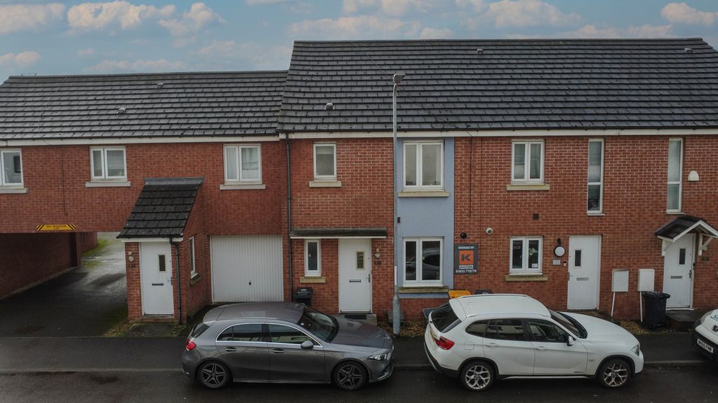 Property photo 1 of 30