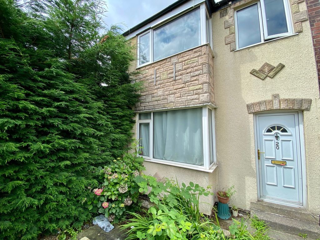 Property photo 3 of 6