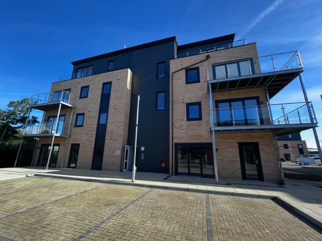 Property photo 1 of 13 Image