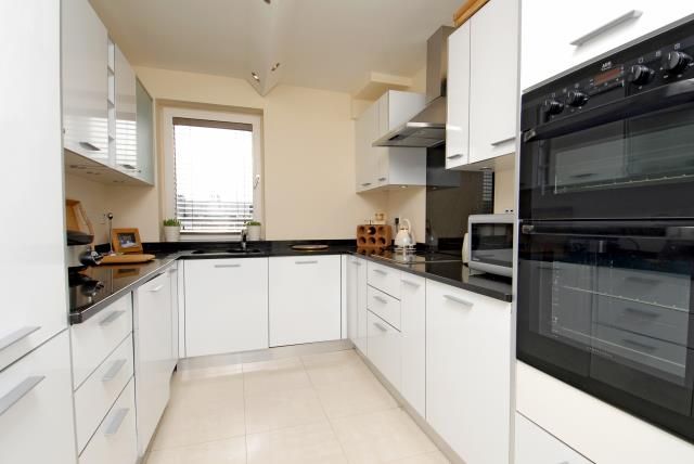 Property photo 2 of 6 Internal View