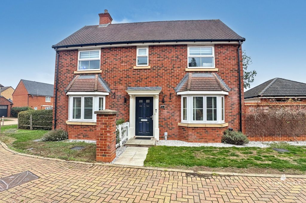 Property photo 1 of 27