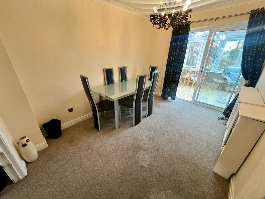 Additional image 10 of 4 bed detached house for salePrinces Way, Fleetwood FY7