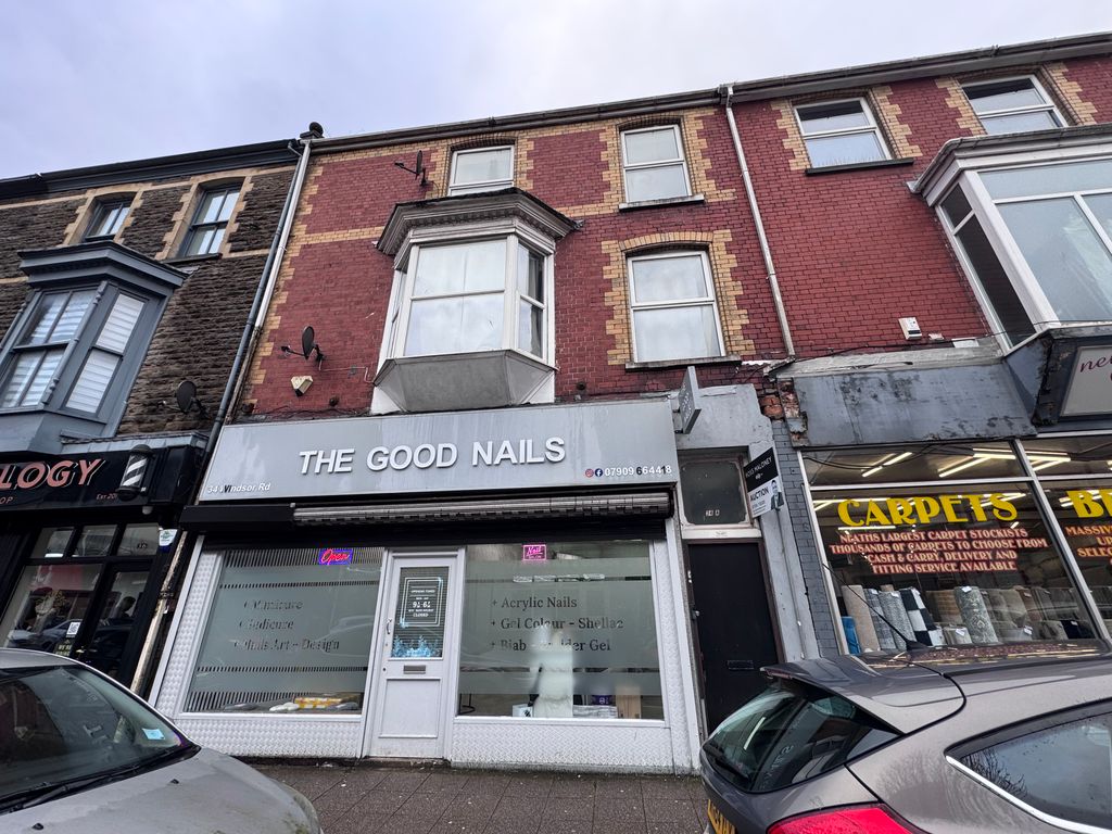 Property photo 1 of 11