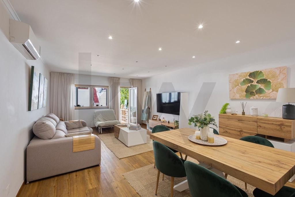 Property photo 1 of 31 Fully Renovated Two-Room Flat With 90 m² Terrace – Next To Saint Dominic’S School