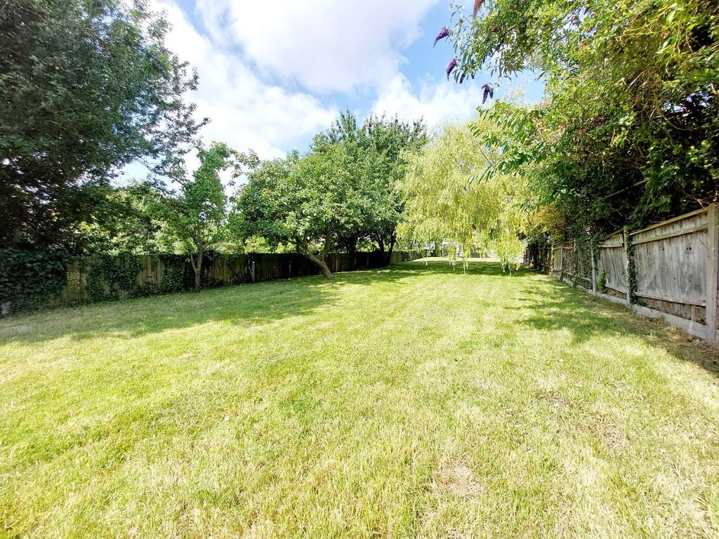 Property photo 2 of 29