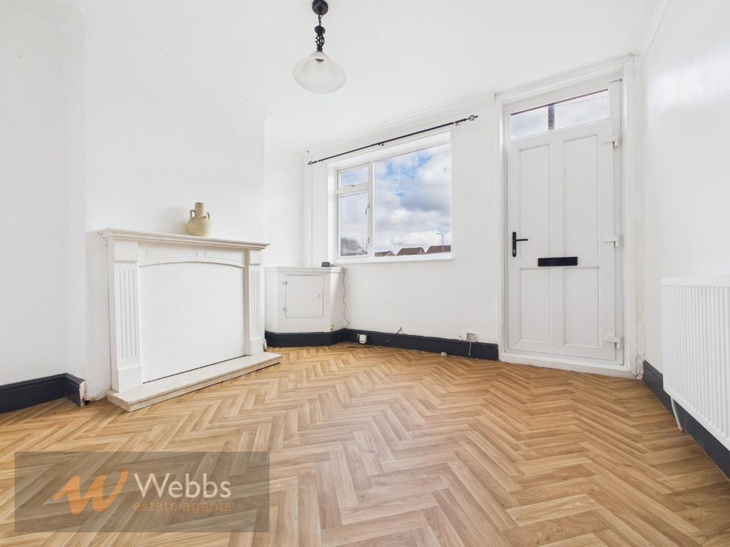 Property photo 3 of 27 Cam05244G0-Pr0254-Still046.Jpg