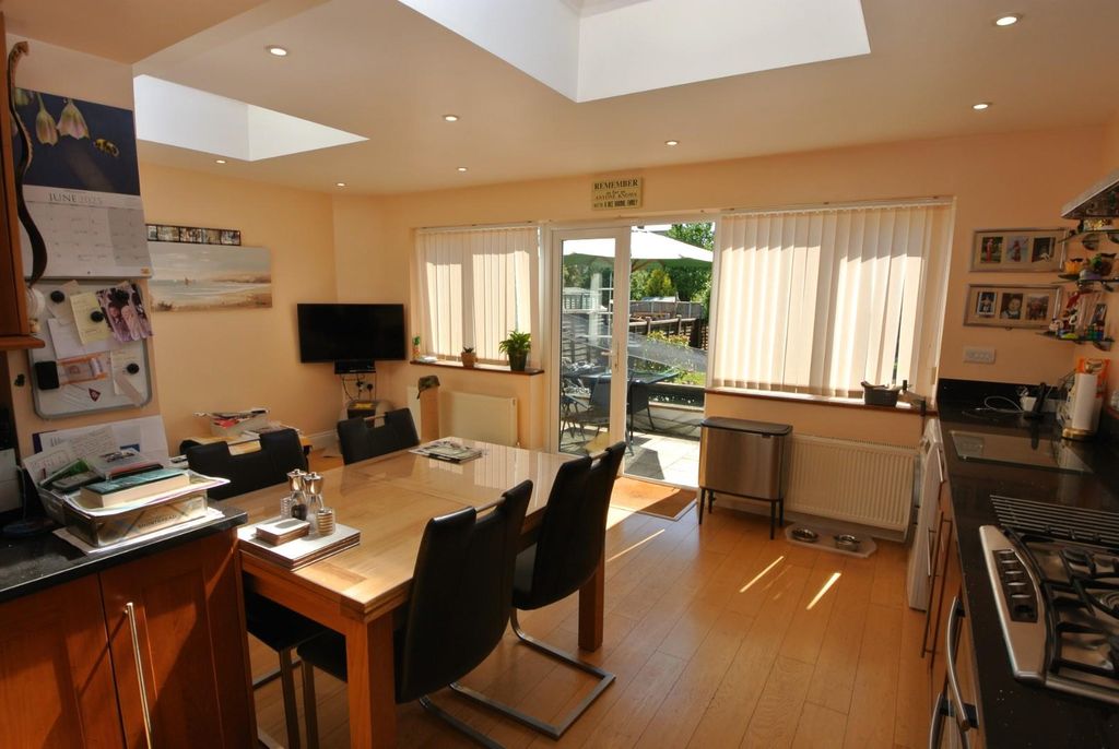 Property photo 3 of 24 Breakfast Family Room.Jpg