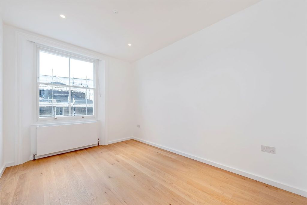 Property photo 3 of 3