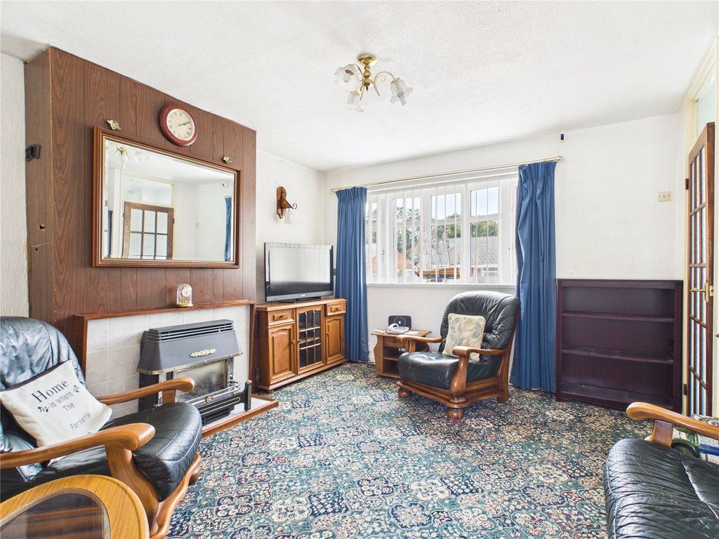 Property photo 3 of 31 Picture No. 30