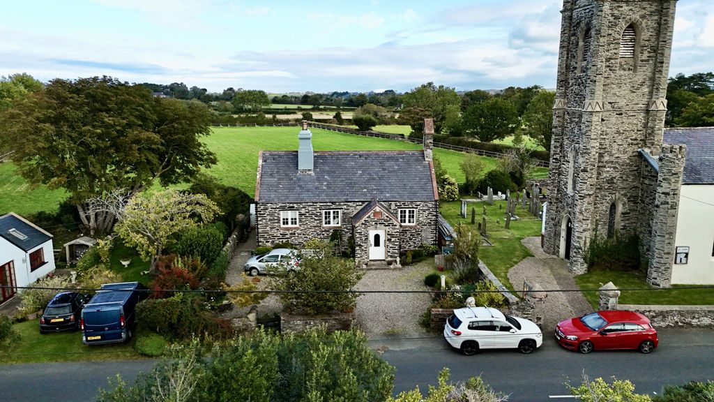 Property photo 1 of 31