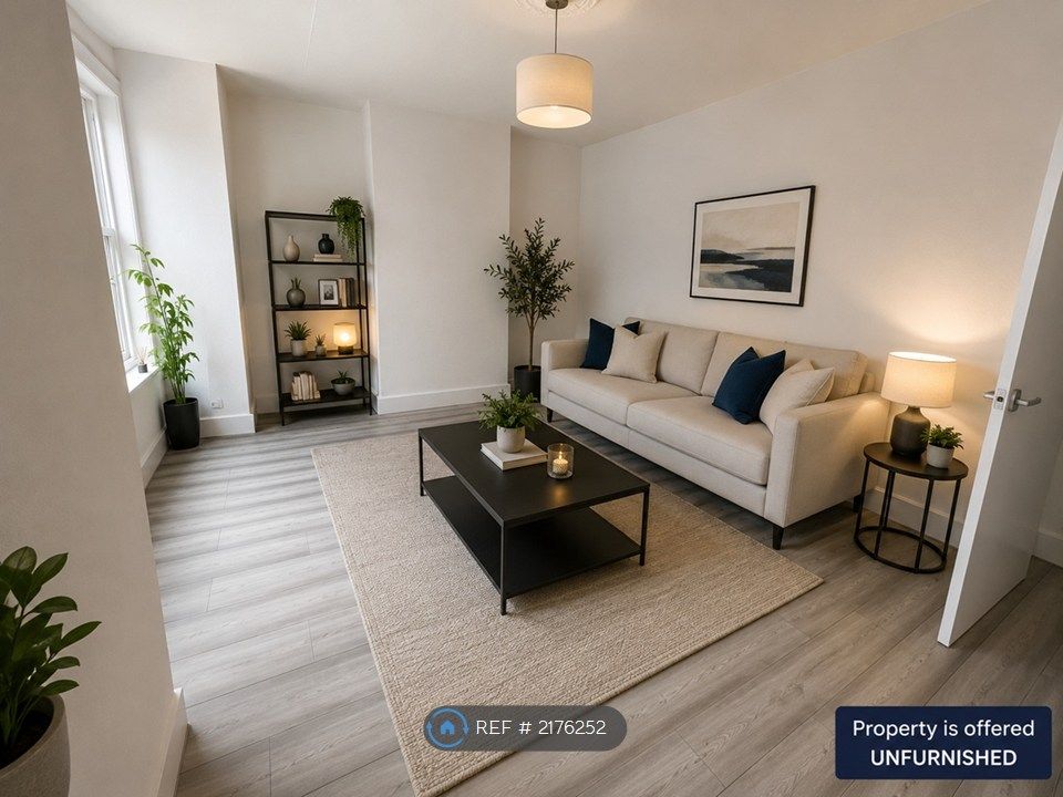 Property photo 1 of 14 Lounge