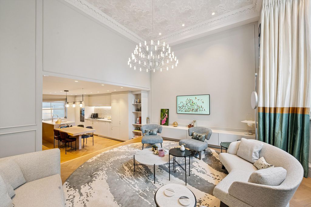 Property photo 3 of 20 Image