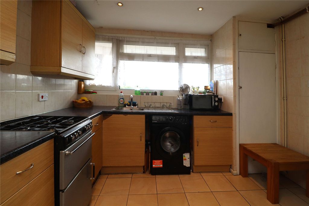 Property photo 3 of 12 Picture No. 04