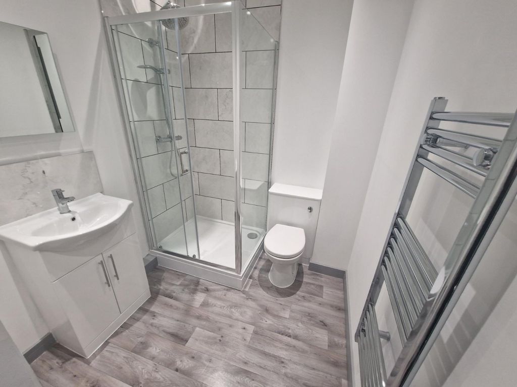 Property photo 3 of 6 Picture No. 01
