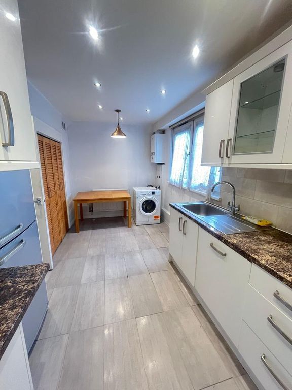 Property photo 2 of 11 Photo 2