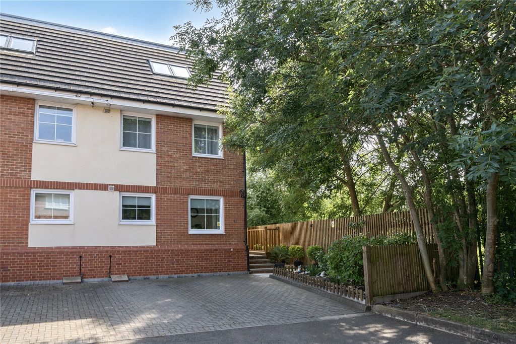 Property photo 1 of 15 Picture No. 02