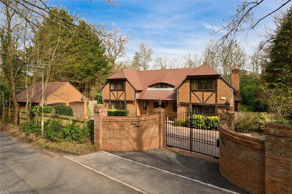 Property photo 1 of 18 Front Exterior