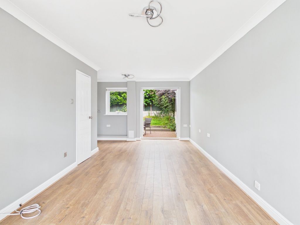 Property photo 3 of 15 Picture No. 01