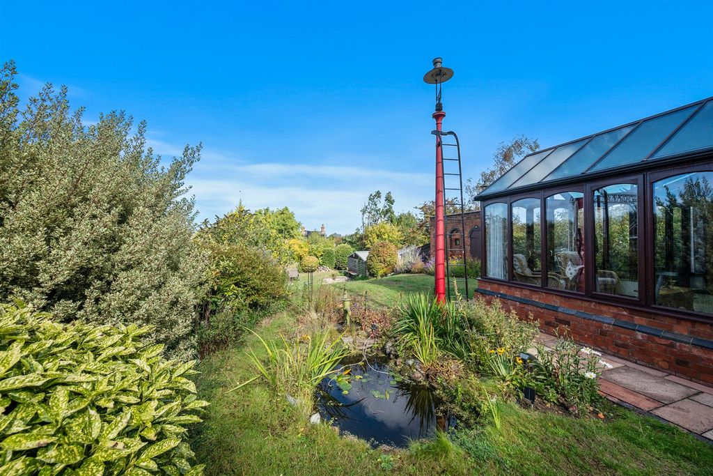 Property photo 3 of 31 Stationhouseweb06.Jpg