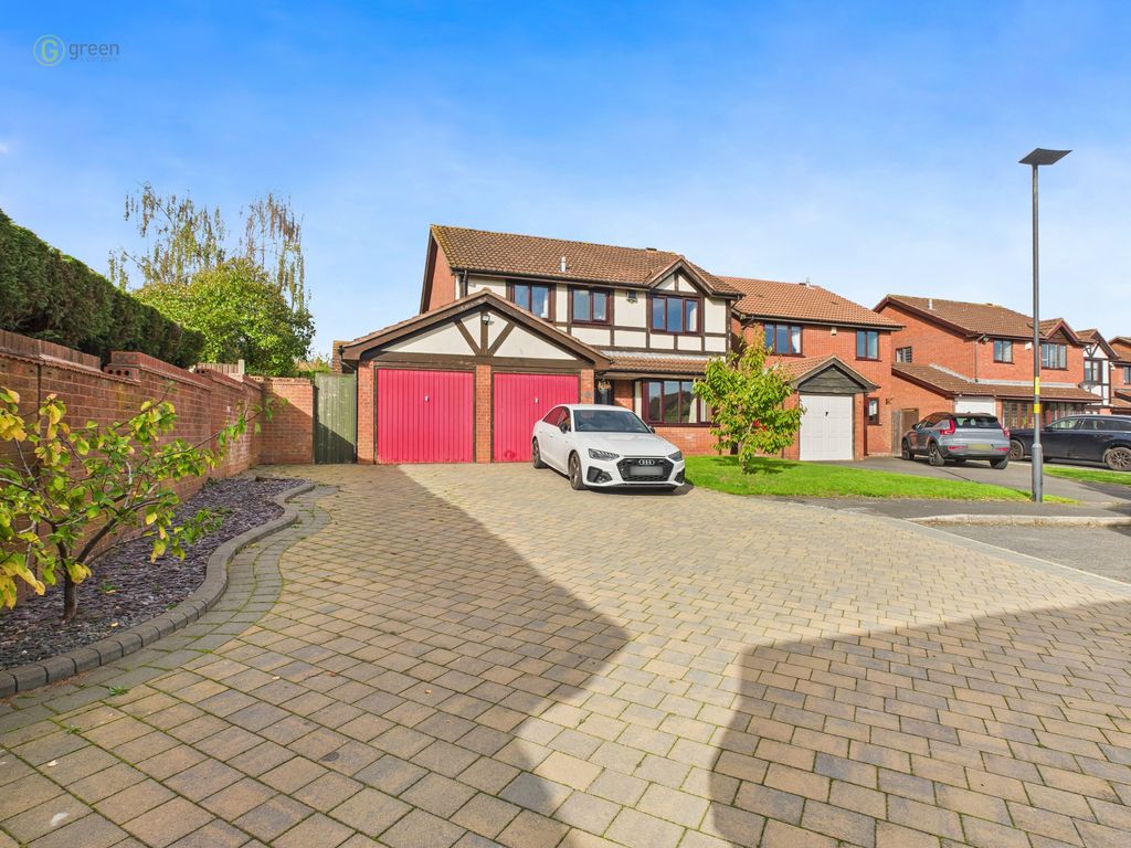 Property photo 1 of 28