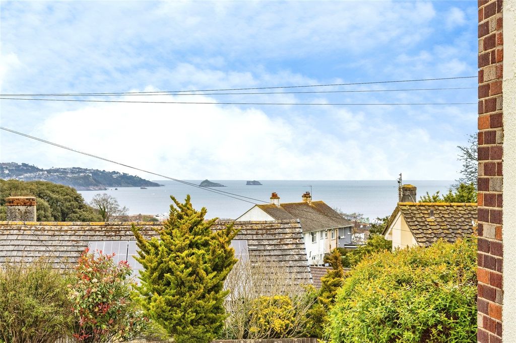 Property photo 2 of 18 Picture No. 53