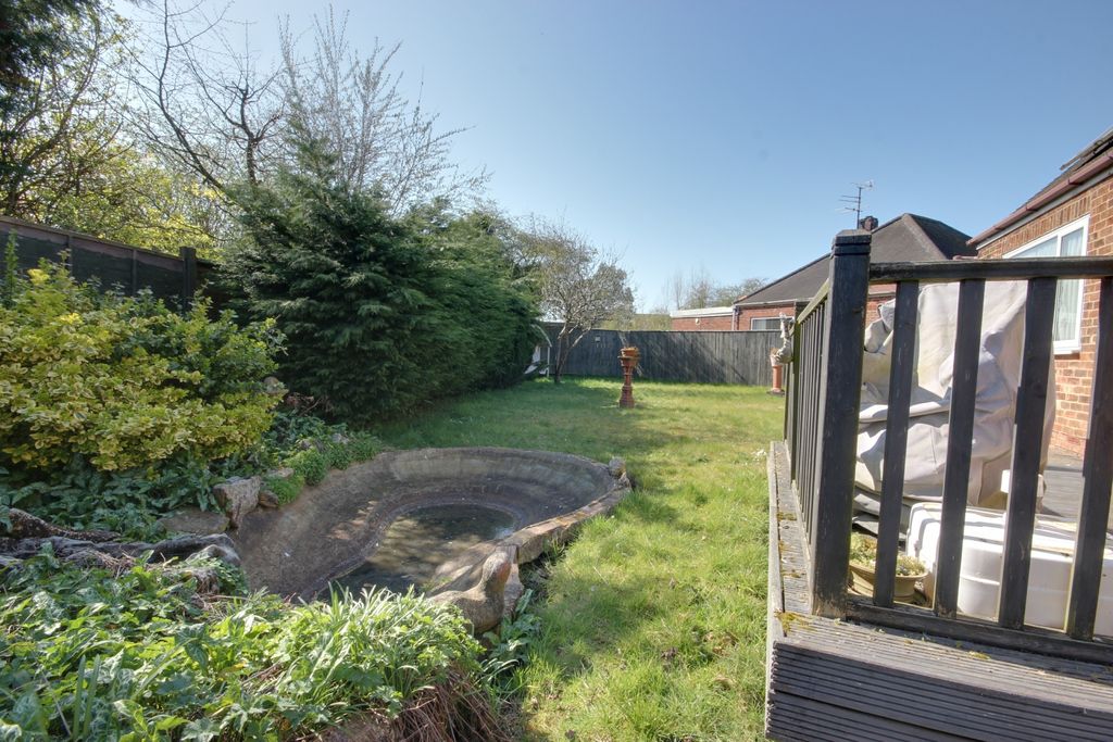 Property photo 2 of 13 1 Garden A