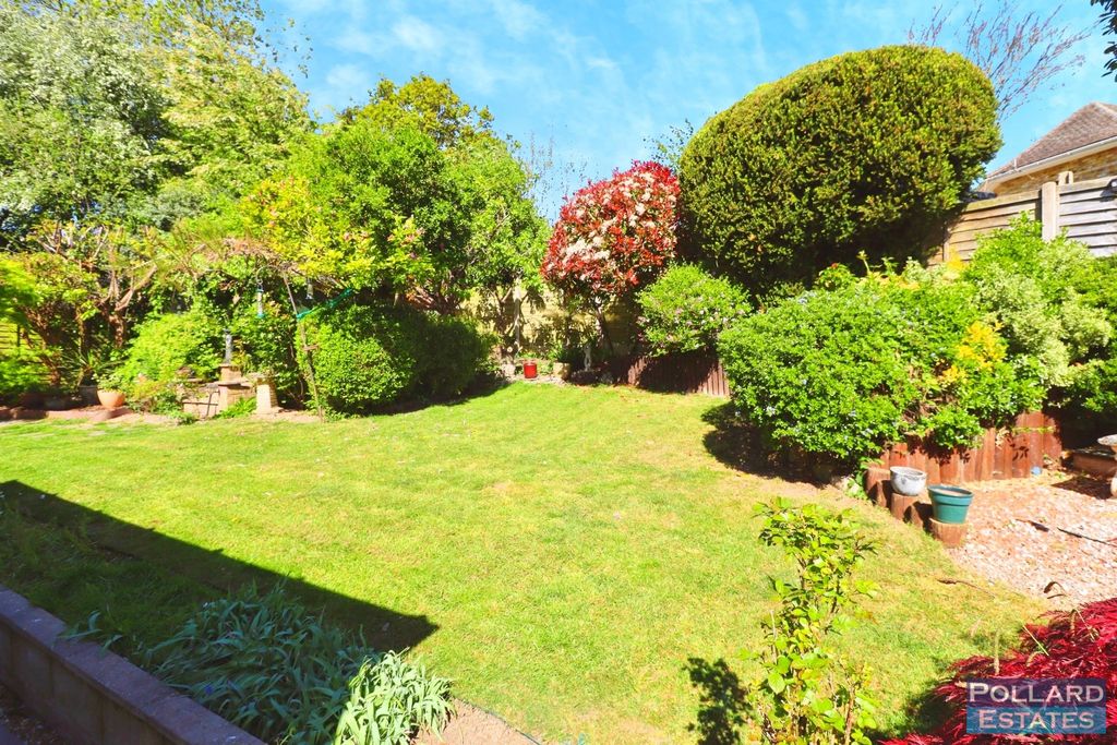 Property photo 2 of 28 Pbox-Img.Jpg